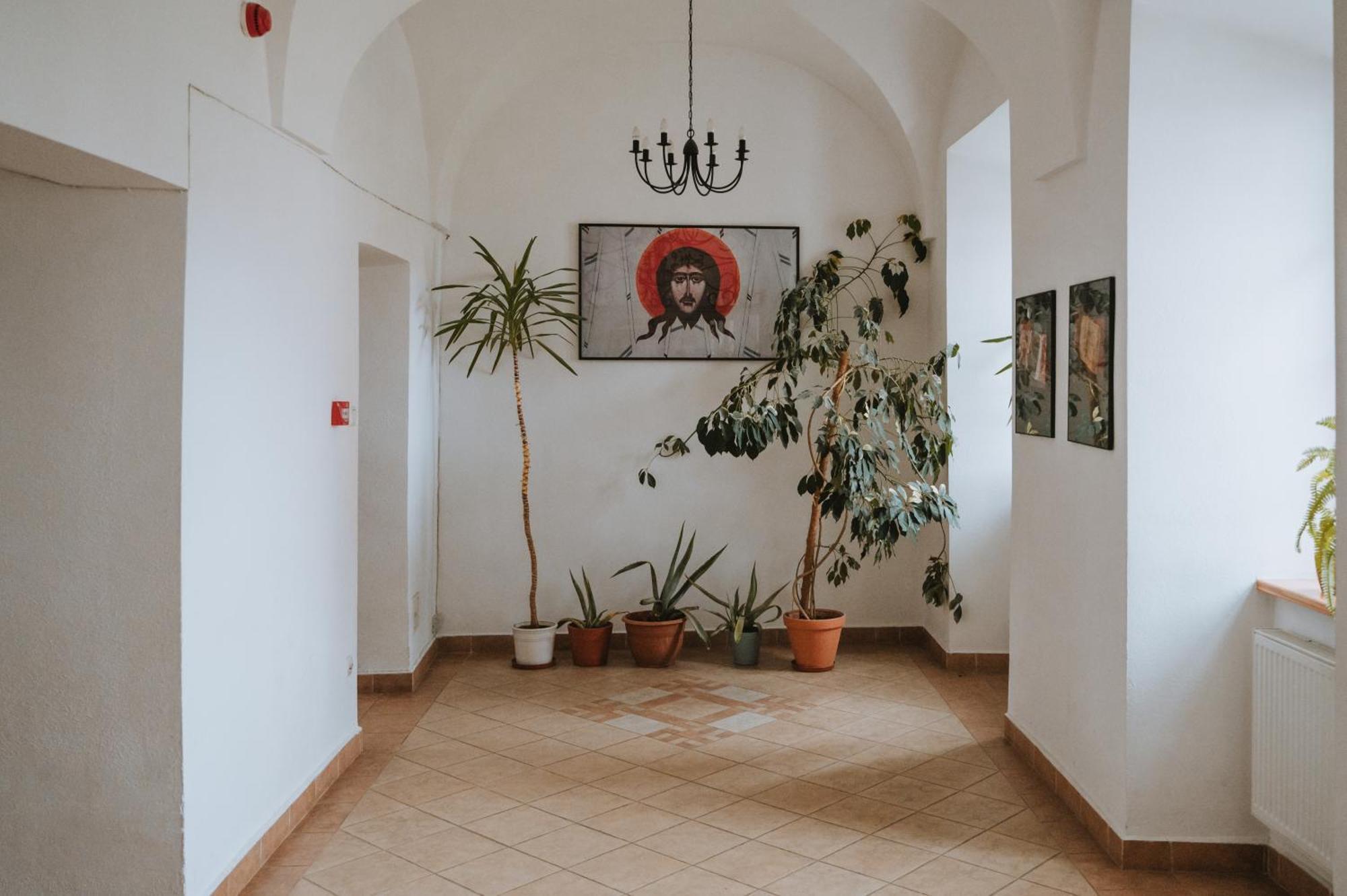 Pokoje Goscinne Domu Pielgrzyma W Supraslu 外观 照片
